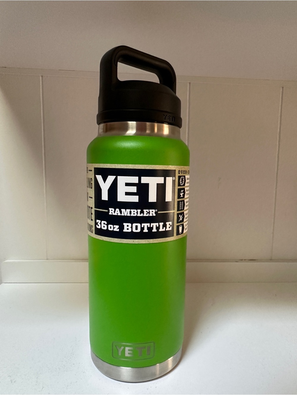 Yeti Canopy Green Rambler 36oz Bottle Chug - Retired. NWT